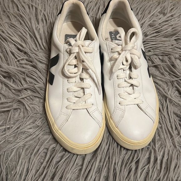 VEJA Campo Bicolor Leather Low-Top Sneakers size 5 - Picture 2 of 13